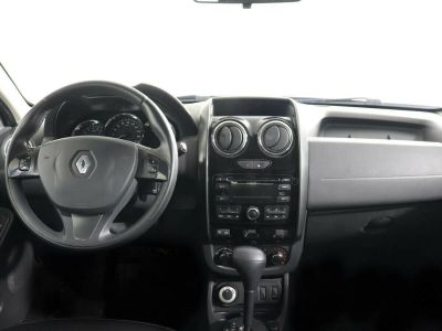 Renault Duster, 2.0 л, МКПП, 2016 фото 7