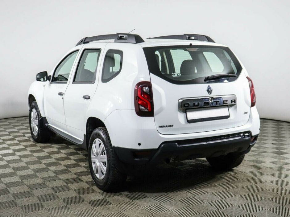 Renault Duster, 1.6 л, МТ, 2019 фото 6