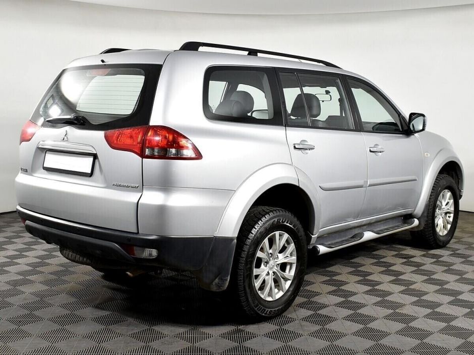 Mitsubishi Pajero Sport, 2.5 л, АТ, 2014 фото 4