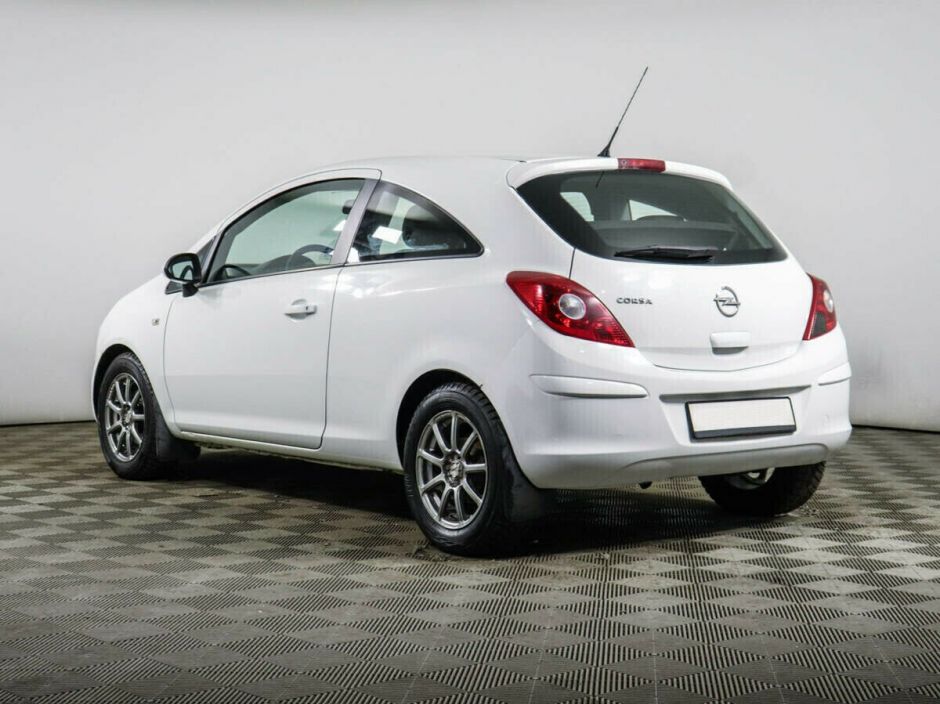 Opel Corsa, 1.2 л, Робот, 2011 фото 6