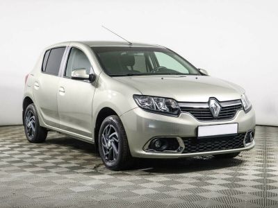 Renault Sandero, 1.6 л, АКПП, 2015 фото 5