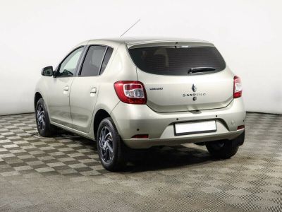 Renault Sandero, 1.6 л, АКПП, 2015 фото 6