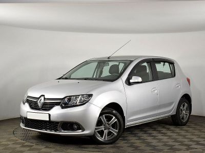 Renault Sandero, 1.6 л, АКПП, 2015 фото 3