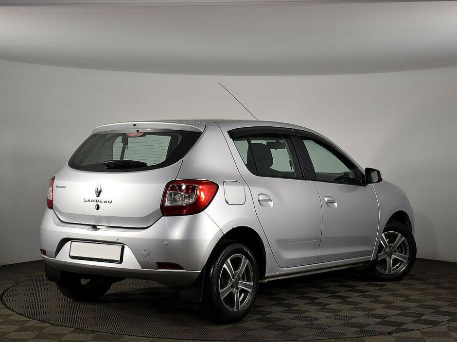 Renault Sandero, 1.6 л, АТ, 2015 фото 4
