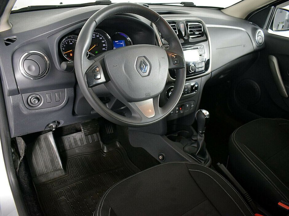 Renault Sandero, 1.6 л, АТ, 2015 фото 5