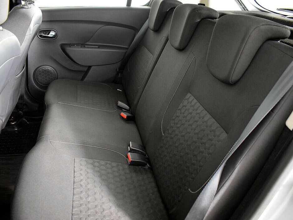 Renault Sandero, 1.6 л, АТ, 2015 фото 1