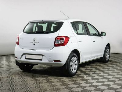 Renault Sandero, 1.6 л, МКПП, 2017 фото 4