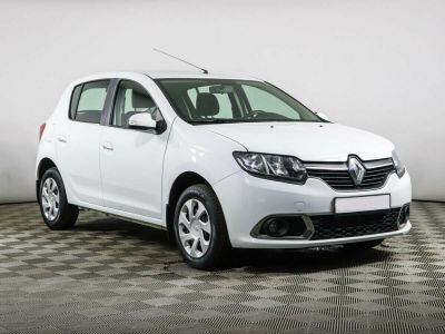 Renault Sandero, 1.6 л, МКПП, 2017 фото 5