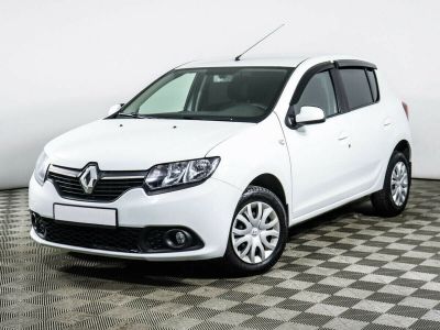 Renault Sandero, 1.6 л, МКПП, 2017 фото 3