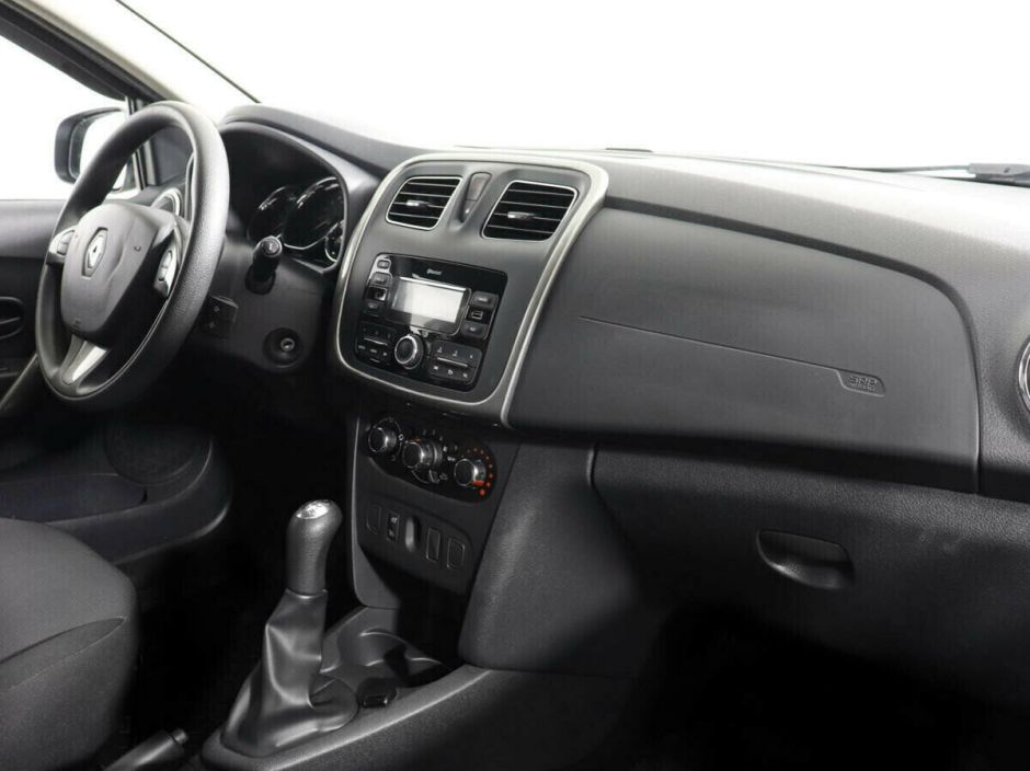 Renault Sandero, 1.6 л, МТ, 2017 фото 8