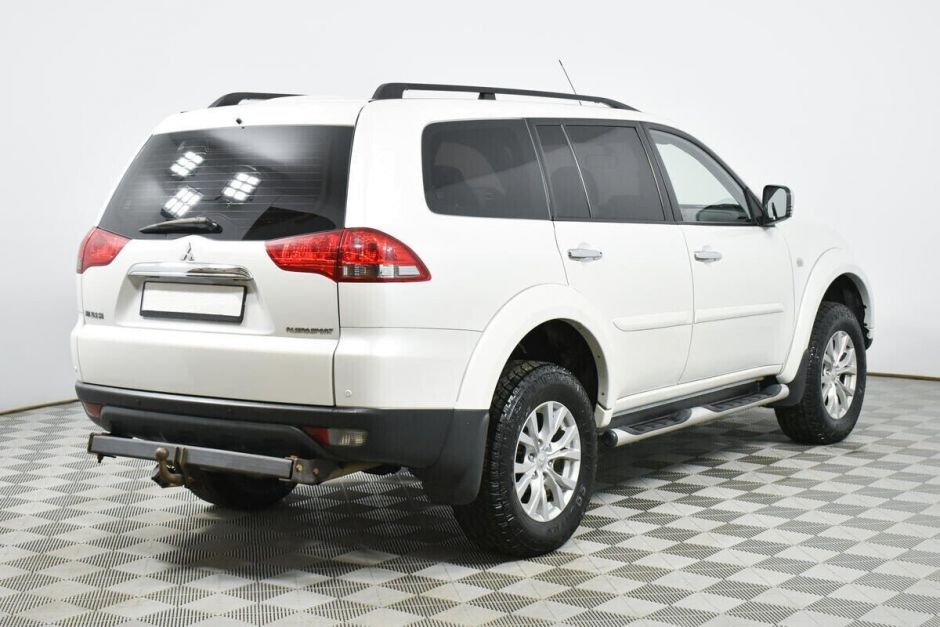 Mitsubishi Pajero Sport, 2.5 л, АТ, 2014 фото 4