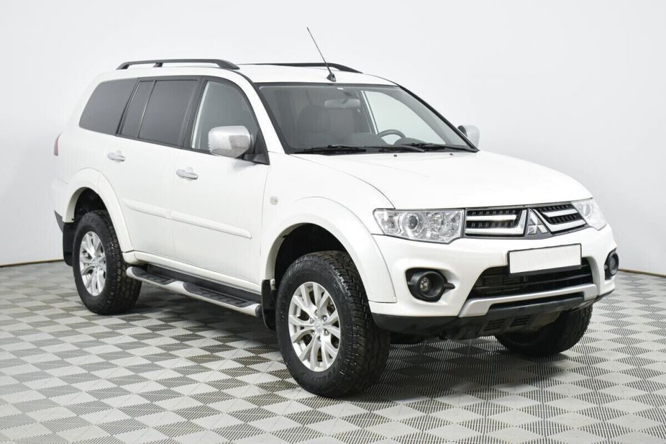 Mitsubishi Pajero Sport, 2.5 л, АТ, 2014 фото 5