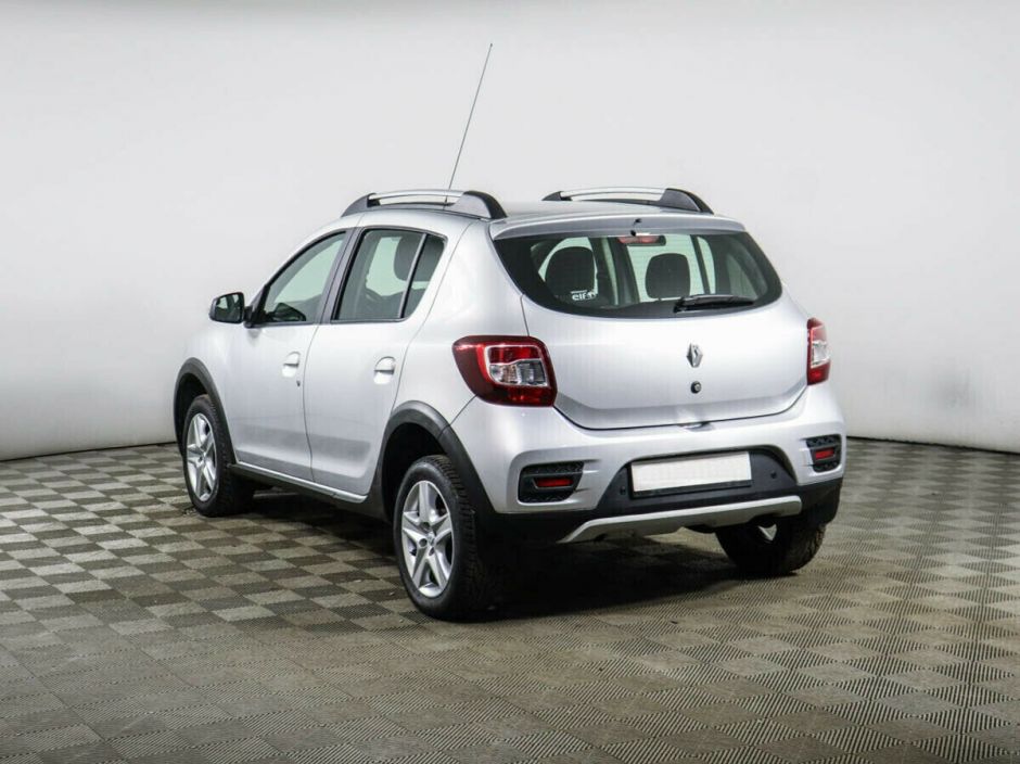 Renault Sandero, 1.6 л, АТ, 2019 фото 6