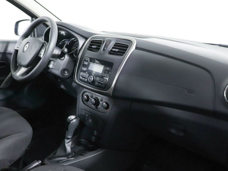 Renault Sandero, 1.6 л, АТ, 2019 фото 9