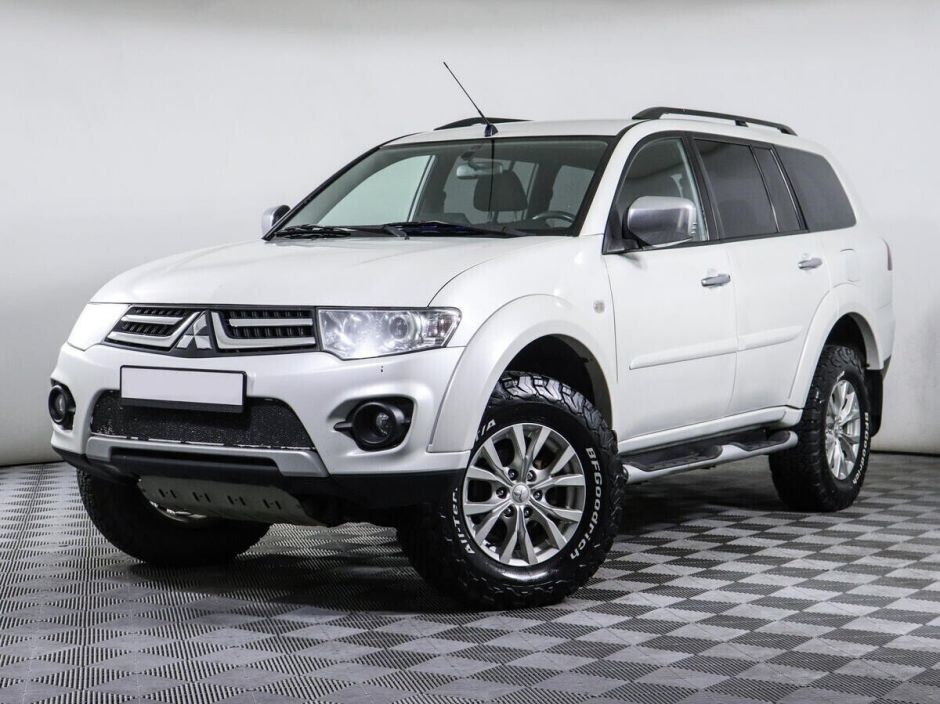 Mitsubishi Pajero Sport, 2.4 л, АТ, 2015 фото 3