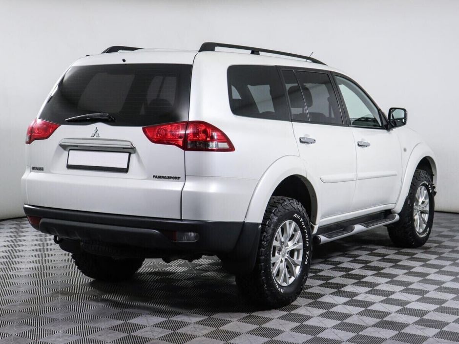 Mitsubishi Pajero Sport, 2.4 л, АТ, 2015 фото 4