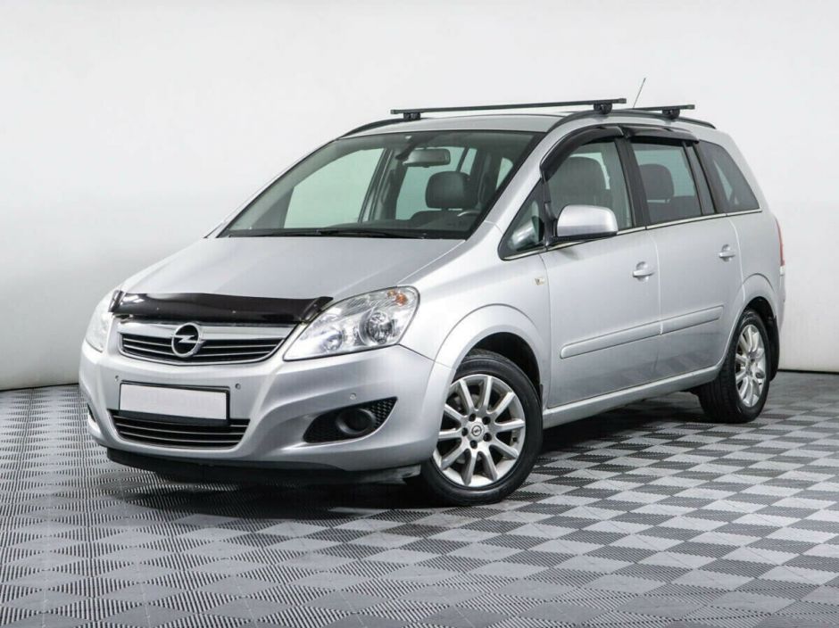 Opel Zafira, 1.8 л, Робот, 2012 фото 3