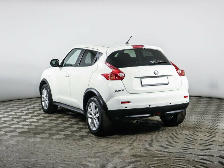 Nissan Juke, 1.6 л, Вариатор, 2014 фото 6