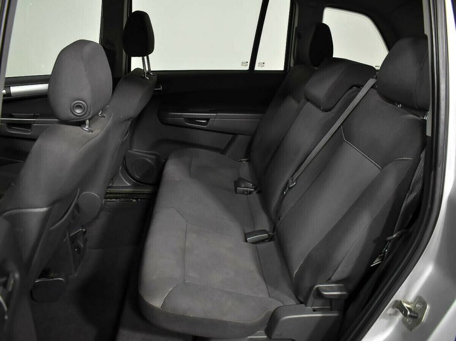 Opel Zafira, 1.8 л, МТ, 2014 фото 1