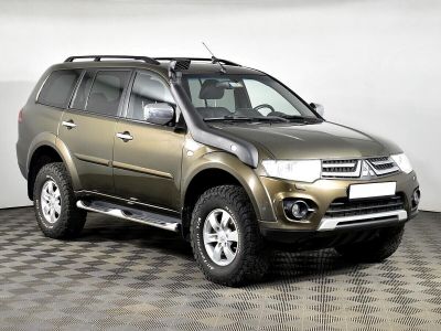 Mitsubishi Pajero Sport, 2.4 л, АКПП, 2015 фото 5