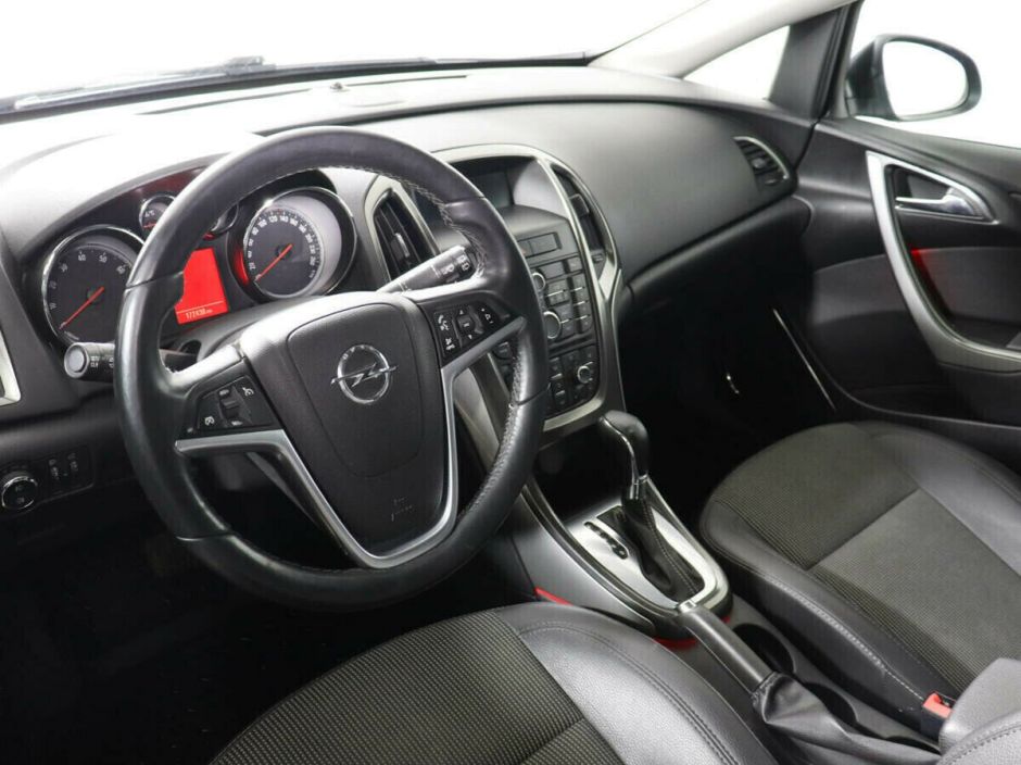 Opel Astra, 1.4 л, АТ, 2012 фото 7