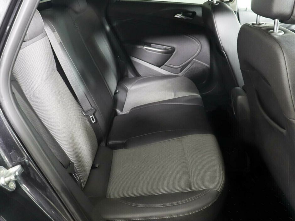 Opel Astra, 1.4 л, АТ, 2012 фото 1