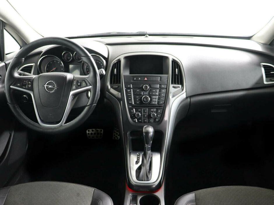 Opel Astra, 1.6 л, АТ, 2012 фото 8