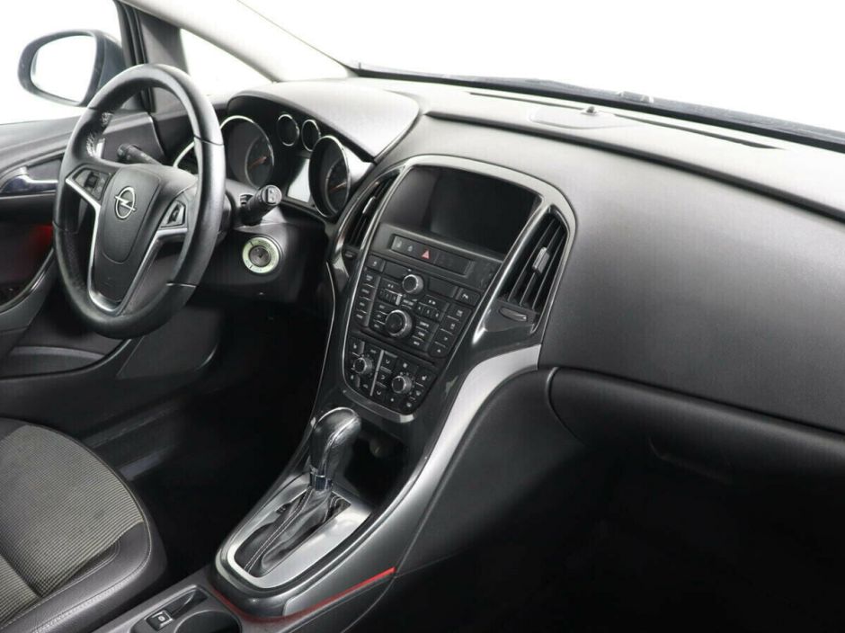 Opel Astra, 1.6 л, АТ, 2012 фото 9