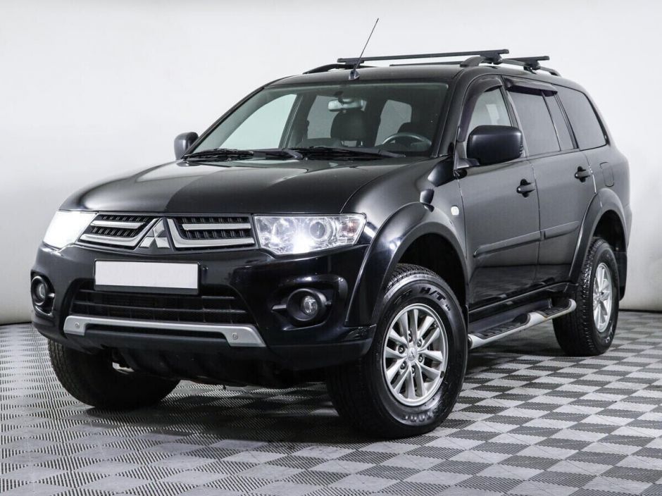 Mitsubishi Pajero Sport, 2.4 л, МТ, 2015 фото 3
