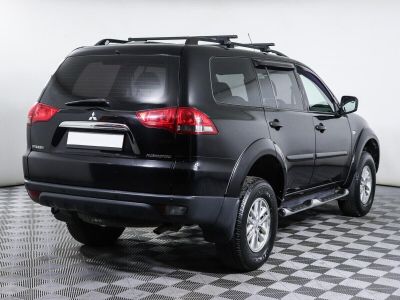 Mitsubishi Pajero Sport, 2.4 л, МКПП, 2015 фото 4