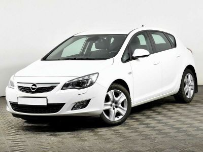 Opel Astra, 1.6 л, МКПП, 2012 фото 3