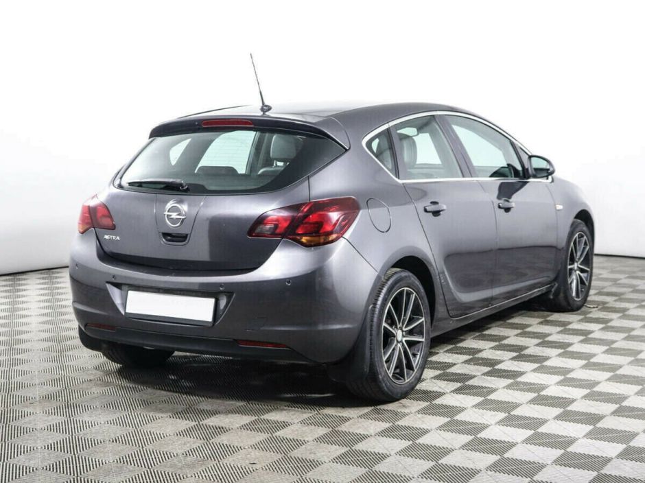 Opel Astra, 1.6 л, АТ, 2011 фото 5
