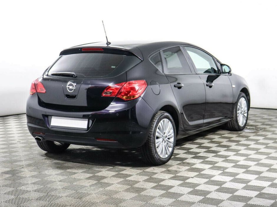 Opel Astra, 1.6 л, АТ, 2011 фото 5