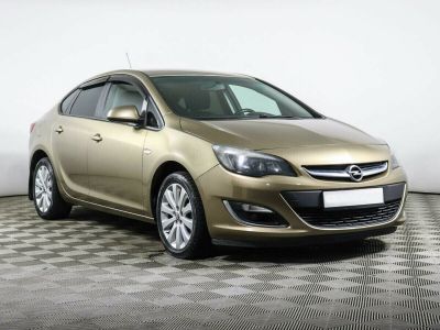 Opel Astra, 1.6 л, АКПП, 2013 фото 5