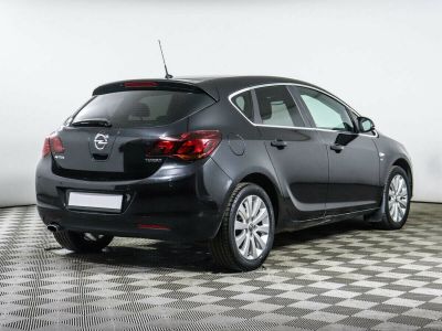 Opel Astra, 1.6 л, АКПП, 2011 фото 5