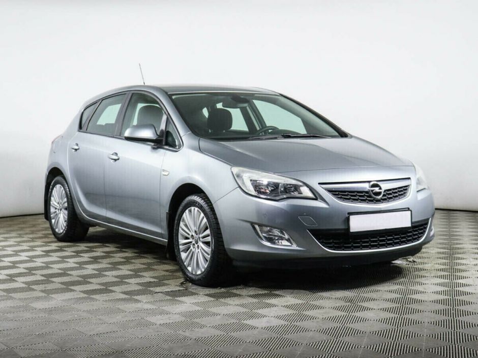 Opel Astra, 1.6 л, МТ, 2011 фото 4