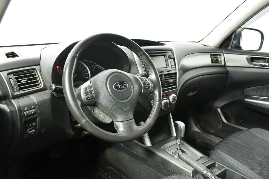 Subaru Forester, 2.0 л, АТ, 2011 фото 7