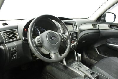 Subaru Forester, 2.0 л, АКПП, 2011 фото 7