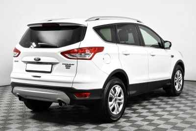 Ford Kuga, 1.6 л, АКПП, 2015 фото 4