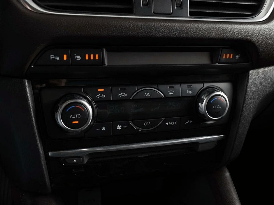 Mazda 6, 2.0 л, АТ, 2016 фото 6