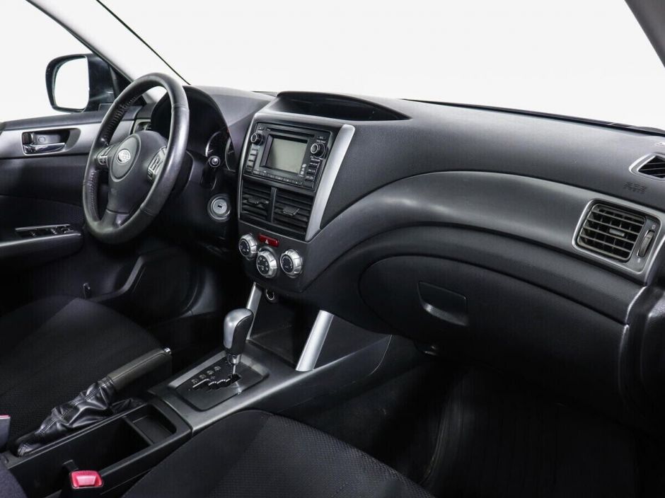Subaru Forester, 2.0 л, АТ, 2012 фото 2