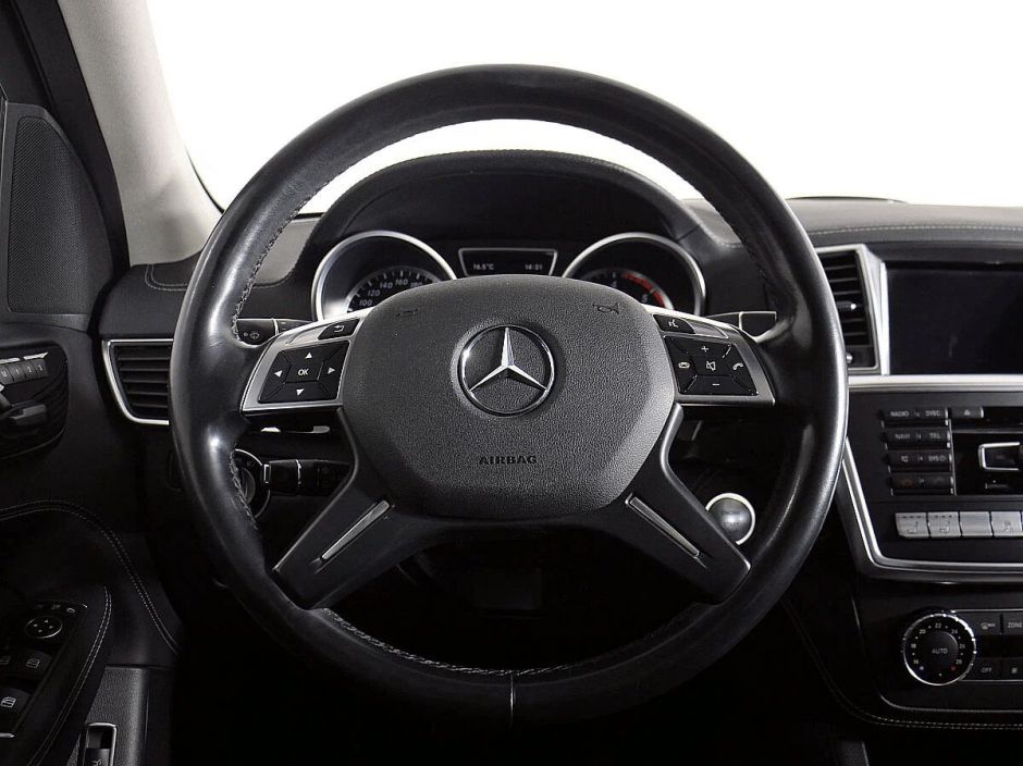 Mercedes-Benz M-Класс, 3.5 л, АТ, 2015 фото 8