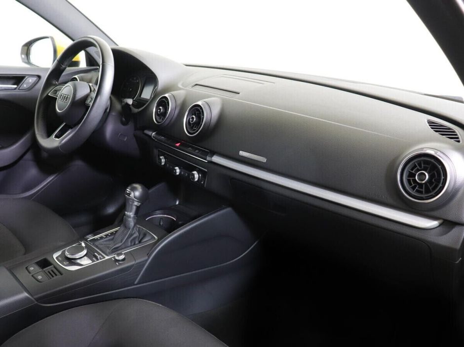 Audi A3, 1.5 л, Робот, 2019 фото 2