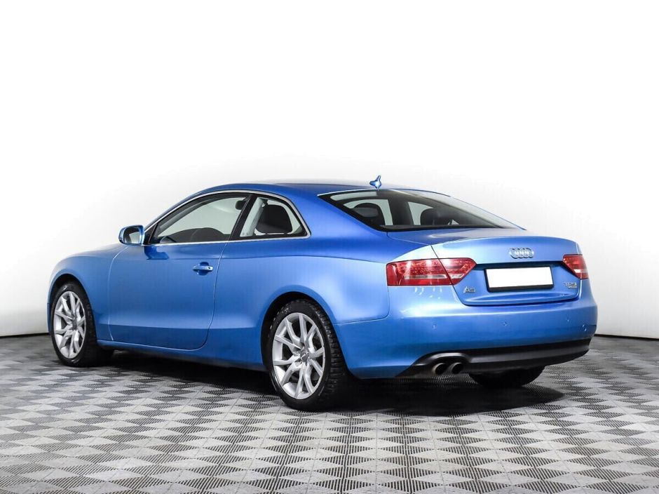 Audi A5, 2.0 л, Робот, 2011 фото 6