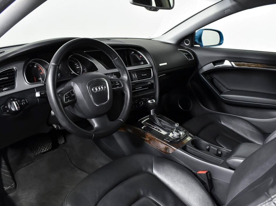 Audi A5, 2.0 л, Робот, 2011 фото 7