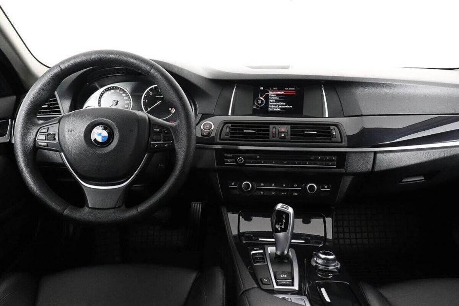 BMW 5 серии, 2.0 л, АТ, 2016 фото 9