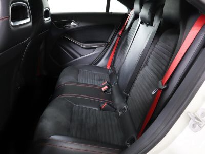 Mercedes-Benz CLA, 2.0 л, РКПП, 2013 фото 1