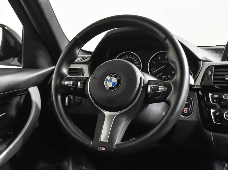 BMW 3 серии, 2.0 л, АТ, 2017 фото 10