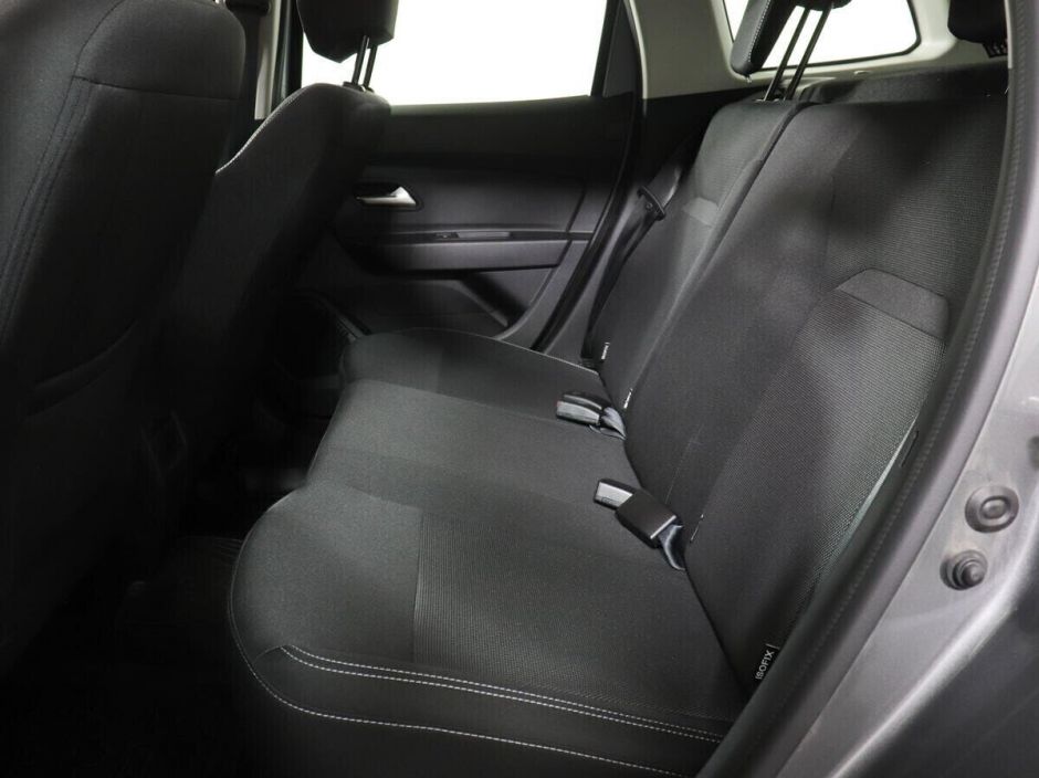 Renault Duster, 1.6 л, МТ, 2020 фото 1