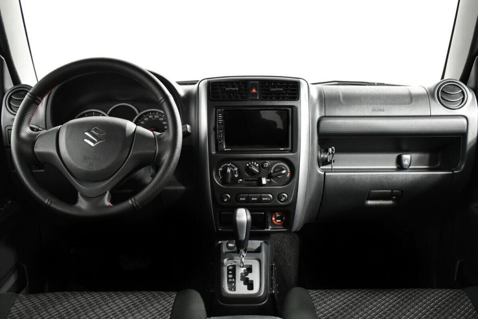 Suzuki Jimny, 1.3 л, АТ, 2018 фото 8